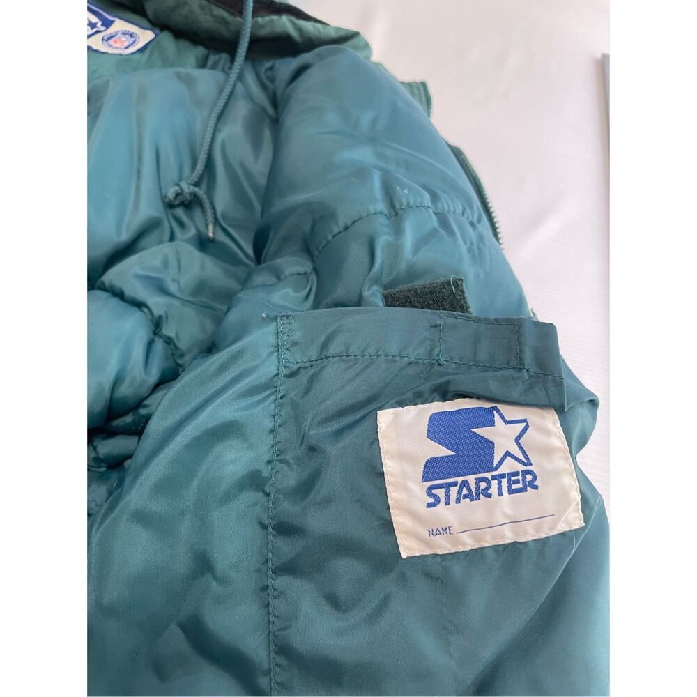 STARTER Philadelphia Eagles Dark Green Hooded Puffer Jacket with Team Logo - Picture 6 of 13